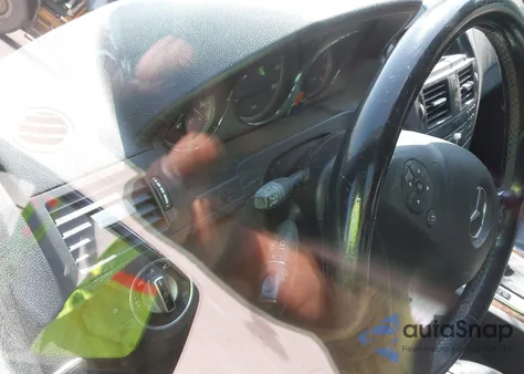 2011 Mercedes-Benz C 300 Luxury/Sport из США, поврежденный, VIN WDDGF5EB1BA508288